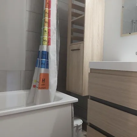 Agreable 4 Pers, Centre Station, Balcon Sud - Fr-1-346-465 דירה